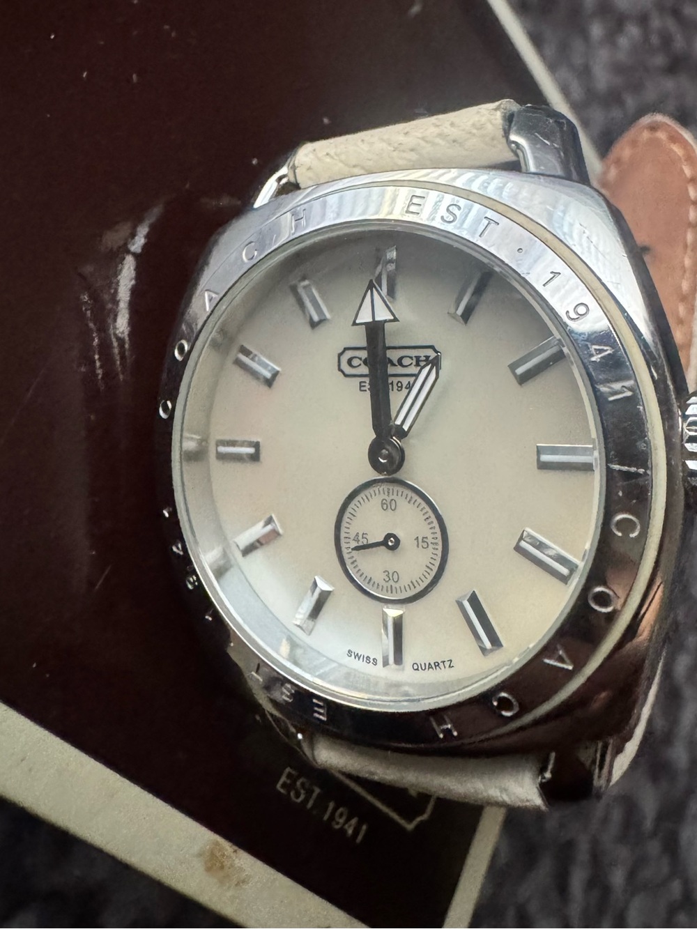 Coach Watch - Picture 8 of 9